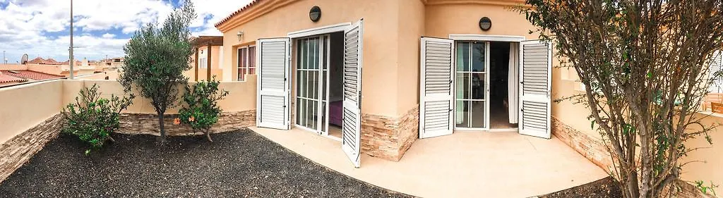 别墅 科斯塔卡莱塔 Bungalow Residencia Vista Golf酒店